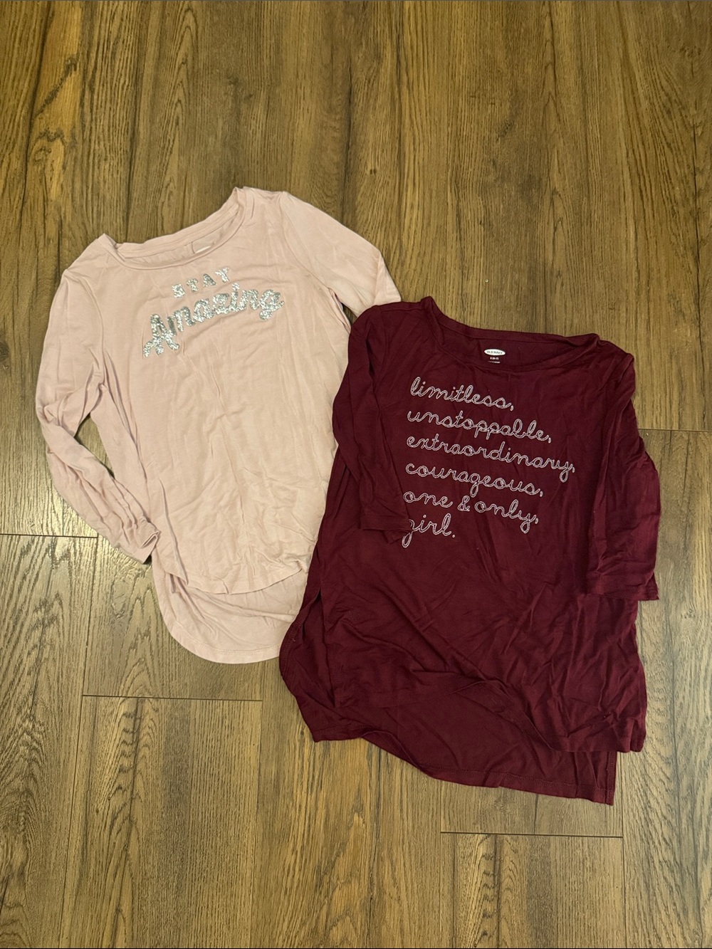 Girls' Long Sleeve Graphic Tops - Pink & Burgundy